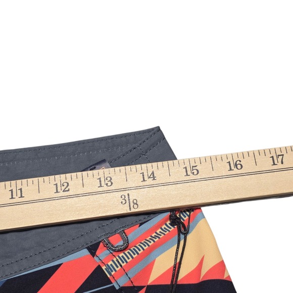 NEW Roark The Boatman‎ Fir 28 Swim Trunks Shorts Aztec Geometric Print NWT - Picture 3 of 8